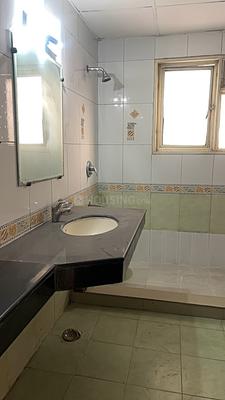 Image of 1500 Sq.ft 3 BHK Apartment / Flat for sale in Shipra Krishna Vista, Indirapuram, Ghaziabad for Rs. 24000000