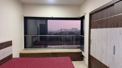 Bedroom Image of 1350 Sq.ft 2 BHK Apartment / Flat for rent in Godrej Platinum, Vikhroli East Mumbai for Rs. 115000