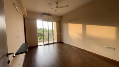 Bedroom Image of 2024 Sq.ft 3 BHK Apartment / Flat for sale in Emaar Palm Heights, Sector 77 Gurgaon for Rs. 25600000
