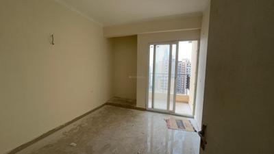 Bedroom Image of 2140 Sq.ft 3 BHK Apartment / Flat for rent in Amrapali Crystal Homes Phase 1, Sector 76 Noida for Rs. 56000