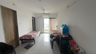 Living Room Image of 650 Sq.ft 1 BHK Apartment / Flat for rent in Address 51, Bandra East Mumbai for Rs. 70000