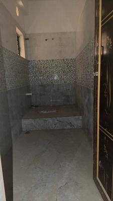 Bathroom Image of 674 Sq.ft 2 BHK Apartment / Flat for sale in Tiljala Kolkata for Rs. 2426400