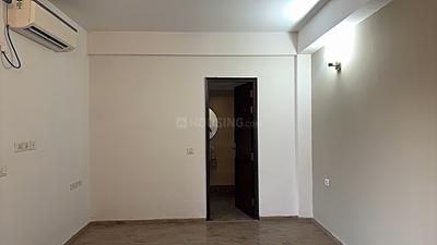 Bedroom Image of 1620 Sq.ft 3 BHK Apartment / Flat for rent in ABA Cleo County, Sector 121 Noida for Rs. 58000