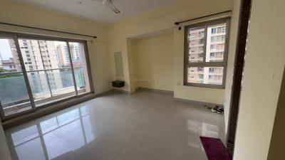 Bedroom Image of 850 Sq.ft 2 BHK Apartment / Flat for rent in Kanakia Niharika, Thane West Thane for Rs. 45000