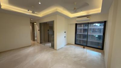 Living Room Image of 700 Sq.ft 2 BHK Apartment / Flat for sale in Bandra West Mumbai for Rs. 45000000