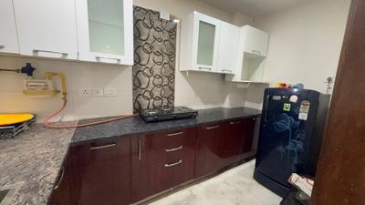 Kitchen Image of 1200 Sq.ft 3 BHK Builder Floor for rent in Vasant Kunj New Delhi for Rs. 50000
