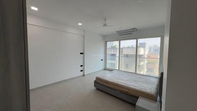 Bedroom Image of 2200 Sq.ft 4 BHK Apartment / Flat for rent in Khar West Mumbai for Rs. 400000