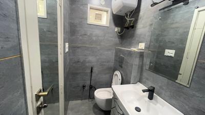 Image of 1620 Sq.ft 3 BHK Builder Floor for rent in Anand Vihar, New Delhi for Rs. 60000