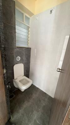 Bathroom Image of 650 Sq.ft 1 BHK Apartment / Flat for rent in Majestique Mrugavarsha, Dhayari Pune for Rs. 16000