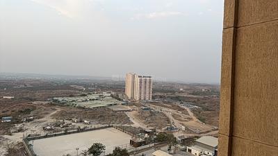 Bedroom Image of 890 Sq.ft 2 BHK Apartment / Flat for rent in Manhattan, Charholi Budruk Pune for Rs. 25000
