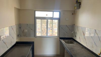 Kitchen Image of 750 Sq.ft 2 BHK Apartment / Flat for sale in Majestic Kedarnath Apartments, Chembur Mumbai for Rs. 20000000