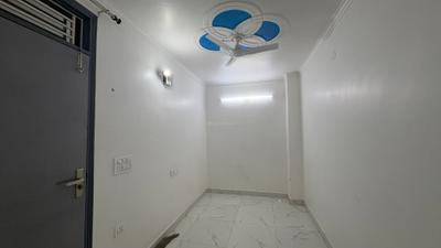 Living Room Image of 550 Sq.ft 1 BHK Builder Floor for rent in DDA Akshardham Apartments, Sector 19 Dwarka New Delhi for Rs. 20000