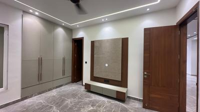 Bedroom Image of 2701 Sq.ft 4 BHK Builder Floor for sale in Paschim Vihar New Delhi for Rs. 47500000