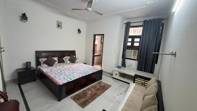 Bedroom Image of 1800 Sq.ft 3 BHK Builder Floor for sale in Patel Nagar New Delhi for Rs. 21000000