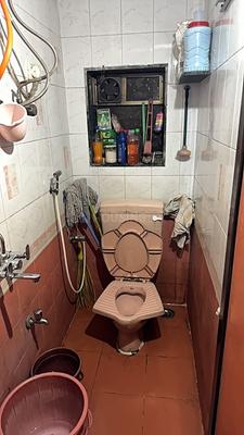 Daulat Nagar Bathroom 1