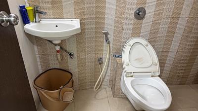 Image of 1600 Sq.ft 3 BHK Apartment / Flat for sale in Om Sai Chembur Jeevan Deep CHSL, Chembur, Mumbai for Rs. 35000000