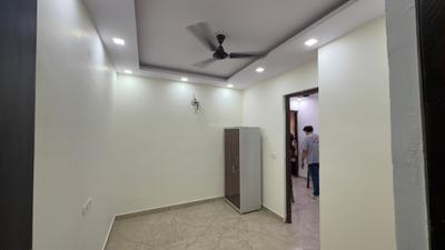 Living Room Image of 450 Sq.ft 1 BHK Builder Floor for rent in Patel Nagar New Delhi for Rs. 22000