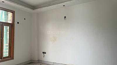 Bedroom Image of 900 Sq.ft 3 BHK Builder Floor for sale in Khanpur New Delhi for Rs. 7200000