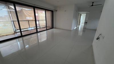Living Room Image of 2350 Sq.ft 3 BHK Apartment / Flat for sale in Hari Aalay, Sargasan Gandhinagar for Rs. 12000000