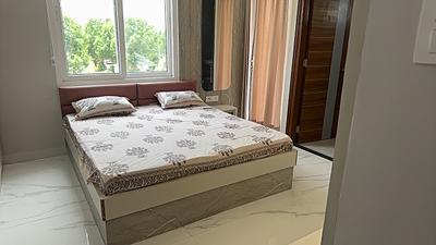 Bedroom Image of 1800 Sq.ft 4 BHK Apartment / Flat for sale in Parth Platina, Beelwa Jaipur for Rs. 8000000
