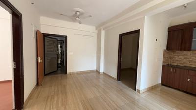 Living Room Image of 990 Sq.ft 2.5 BHK Apartment / Flat for sale in Terrace Homes, Noida Extension Greater Noida for Rs. 7536000