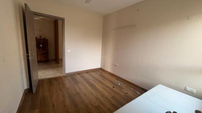Bedroom Image of 2024 Sq.ft 3 BHK Apartment / Flat for sale in Emaar Palm Heights, Sector 77 Gurgaon for Rs. 25500000