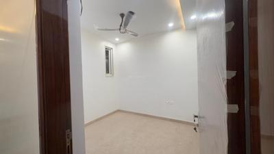 Bedroom Image of 900 Sq.ft 2 BHK Builder Floor for sale in Kotla Mubarakpur New Delhi for Rs. 13000000