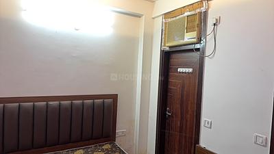 Bedroom Image of 540 Sq.ft 1 RK Apartment / Flat for rent in Sector 43 Gurgaon for Rs. 20000