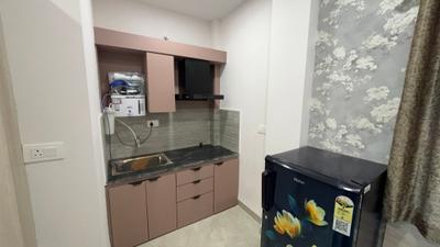 Kitchen Image of 450 Sq.ft 1 RK Builder Floor for rent in Scheme 78 Indore for Rs. 14000
