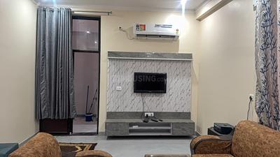 Living Room Image of 1800 Sq.ft 2 BHK Builder Floor for rent in Shivaji Puram Lucknow for Rs. 25000