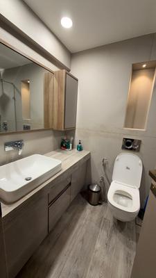 Image of 1400 Sq.ft 3 BHK Apartment / Flat for sale in Santacruz West, Mumbai for Rs. 67500000
