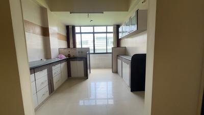 Kitchen Image of 1300 Sq.ft 3 BHK Apartment / Flat for rent in Akota Vadodara for Rs. 26000