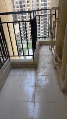 Image of 1230 Sq.ft 2.5 BHK Apartment / Flat for sale in Amrapali Verona Heights, Noida Extension, Greater Noida for Rs. 9524000