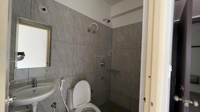 Bathroom Image of 624 Sq.ft 1 BHK Apartment / Flat for rent in Whitefield Bengaluru for Rs. 20000