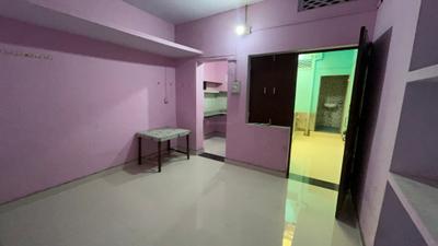 Bedroom Image of 700 Sq.ft 2 BHK Builder Floor for rent in Tajpur Varanasi for Rs. 14000