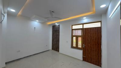 Bedroom Image of 1800 Sq.ft 3 BHK Builder Floor for sale in Sector 91 Faridabad for Rs. 11000000