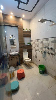 Image of 1035 Sq.ft 10 BHK Independent House for sale in Mundka, New Delhi for Rs. 16500000