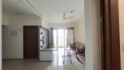 Living Room Image of 600 Sq.ft 2 BHK Apartment / Flat for rent in Kolte Patil Life Republic Sector R16 16th Avenue Arezo M Building, Marunji Pune for Rs. 25000
