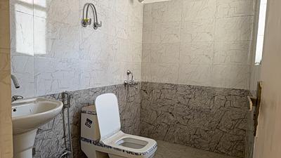 Image of 1974 Sq.ft 4 BHK Villa for sale in Omaxe The Hemisphere Phase 1 Golf Villas, Alpha II, Greater Noida for Rs. 21000000