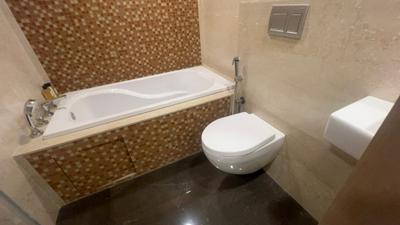 Image of 2200 Sq.ft 4 BHK Apartment / Flat for sale in Lower Parel, Mumbai for Rs. 140901000