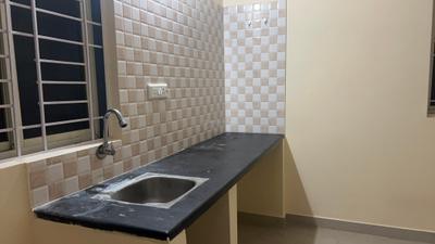Kitchen Image of 300 Sq.ft 1 RK Independent House for rent in Mahadevapura Bengaluru for Rs. 11000