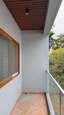 Balcony Image of 1700 Sq.ft 3 BHK Builder Floor for rent in HSR Layout Bengaluru for Rs. 75000