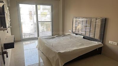 Bedroom Image of 1000 Sq.ft 2 BHK Builder Floor for rent in Sushant Lok Phase 1 Gurgaon for Rs. 58000