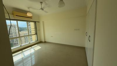 Bedroom Image of 2650 Sq.ft 4 BHK Apartment / Flat for sale in Nahar Yarrow Yucca Vinca, Powai Mumbai for Rs. 70000000