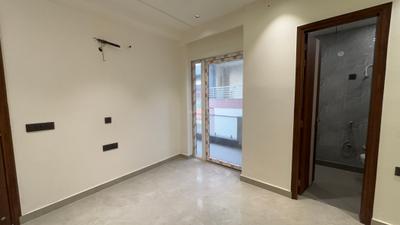Bedroom Image of 1900 Sq.ft 4 BHK Apartment / Flat for sale in Sector 4 Rohini New Delhi for Rs. 16500000