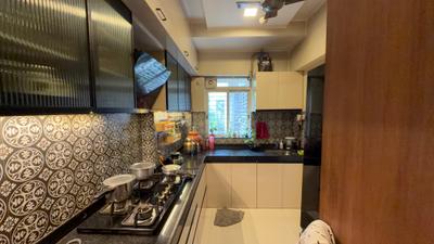 Kitchen Image of 955 Sq.ft 2 BHK Apartment / Flat for sale in Lodha Amara, Kolshet Thane for Rs. 14000000