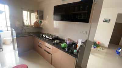 Kitchen Image of 950 Sq.ft 3 BHK Apartment / Flat for sale in Bill Vadodara for Rs. 4200000
