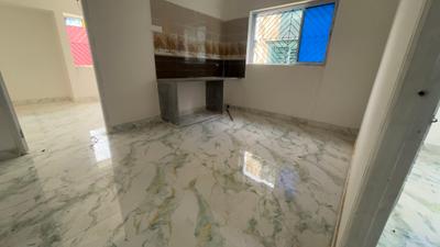Living Room Image of 700 Sq.ft 2 BHK Apartment / Flat for sale in Thakurpukur Kolkata for Rs. 2000000