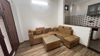 Living Room Image of 700 Sq.ft 1 BHK Builder Floor for rent in Sector 57 Gurgaon for Rs. 25000
