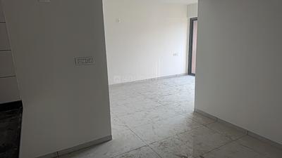Bedroom Image of 1250 Sq.ft 2 BHK Apartment / Flat for rent in Shreeji Skyline 2, New Maninagar Ahmedabad for Rs. 14000